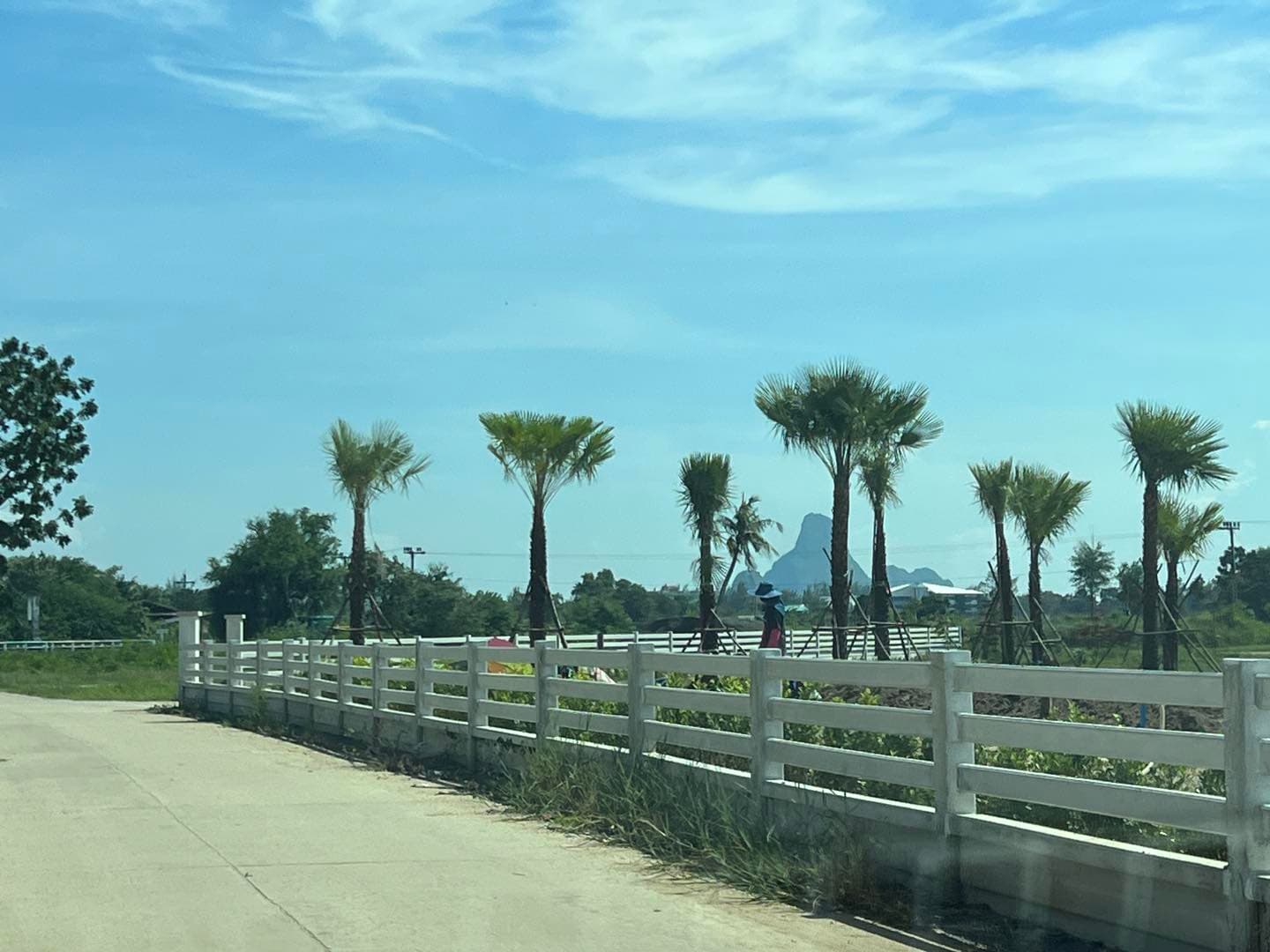 รั้วสำเร็จรูป + ราวคาวบอย