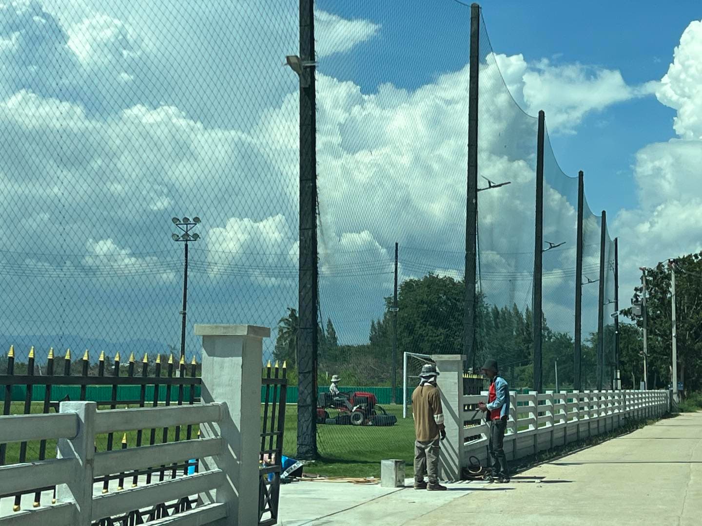 รั้วสำเร็จรูป + ราวคาวบอย