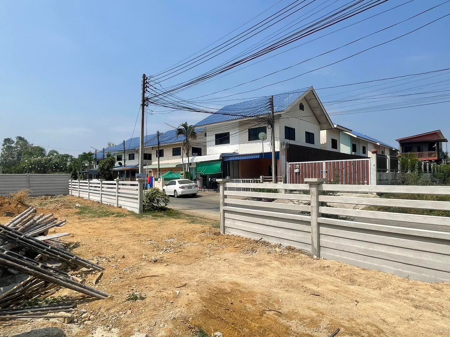 รั้วสำเร็จรูป + ราวคาวบอย